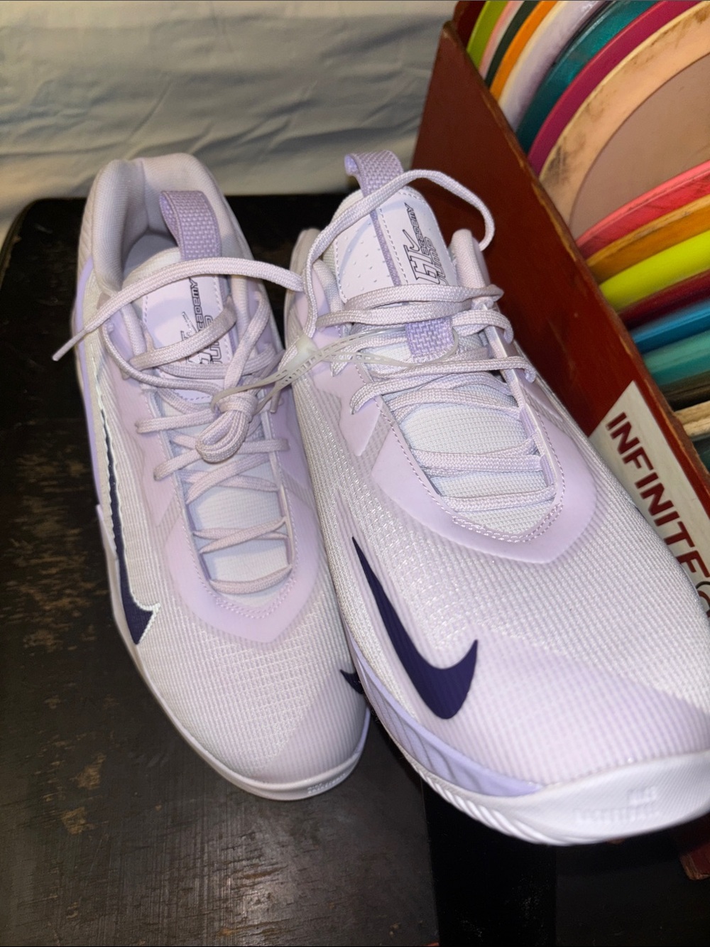 ✨Nike Light Lavender✨ Training Sneakers with Dark Purple Swoosh size 11 men - Picture 4 of 7